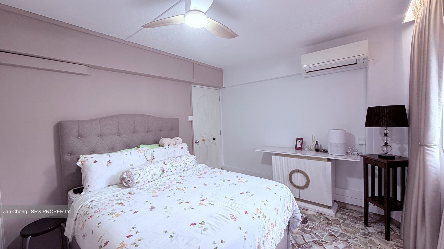 Blk 207 Jurong East View (Jurong East), HDB 4 Rooms #541164771